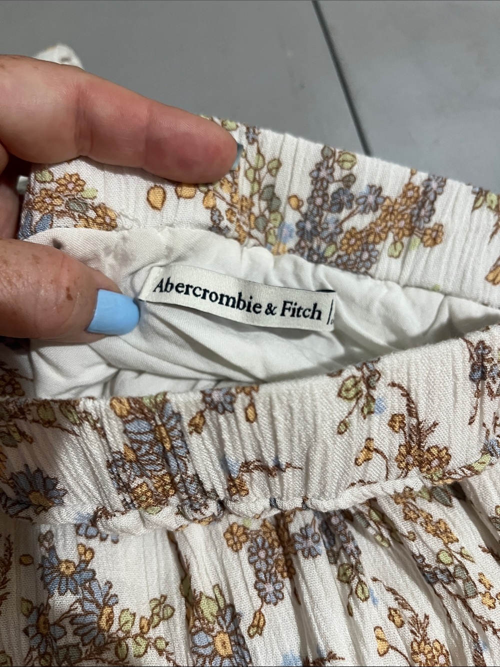 Abercrombie & Fitch Floral Midi Skirt in White, Mustard, and Dusty Blue - Picture 2 of 16